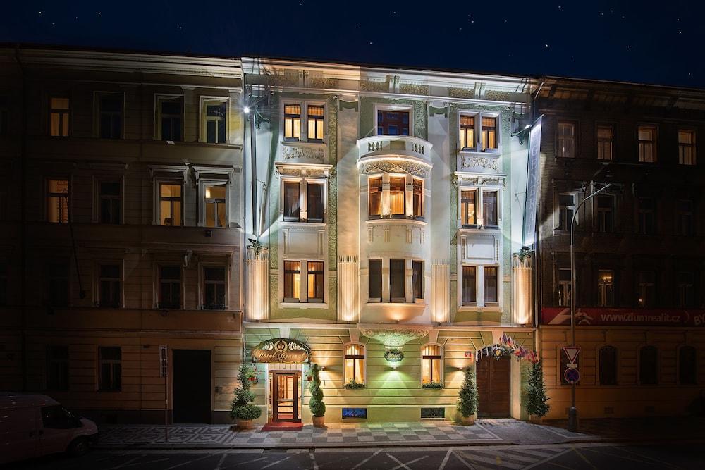 General Boutique Hotel & Wellness Прага Екстер'єр фото