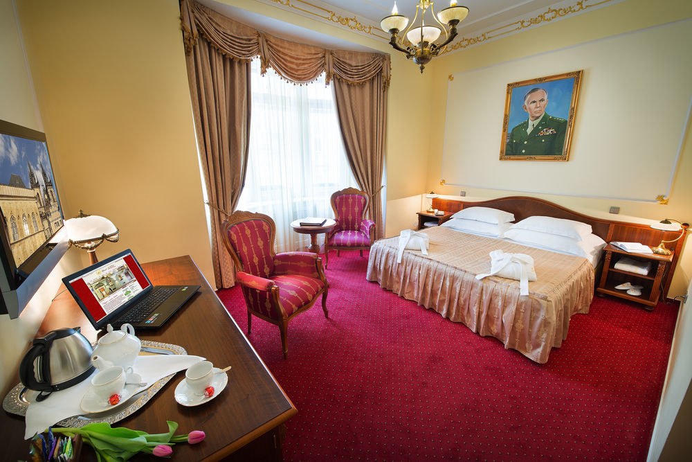 General Boutique Hotel & Wellness Прага Екстер'єр фото