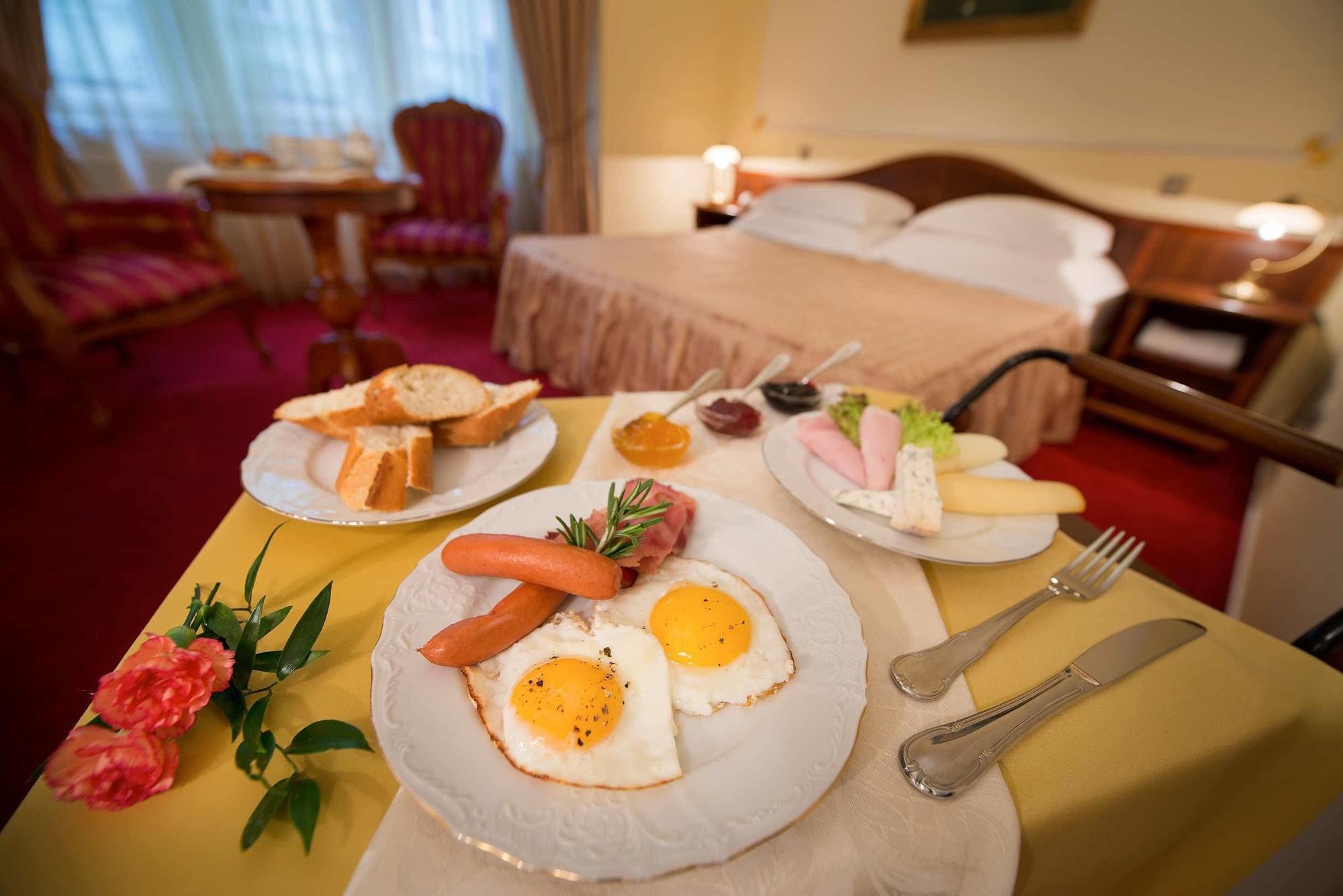 General Boutique Hotel & Wellness Прага Екстер'єр фото
